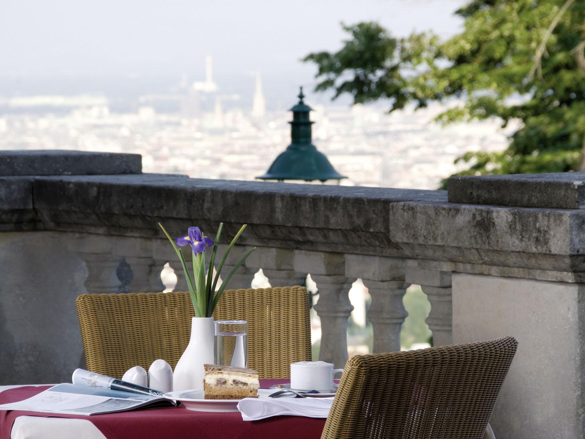 Austria Trend Schloss Wilhelminenberg Wien